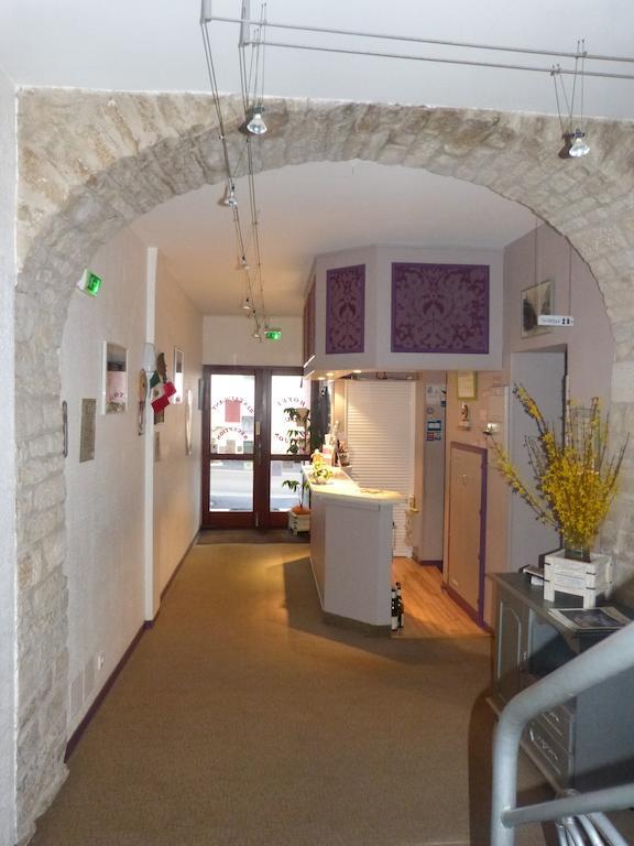 Hotel Du Donjon Champlitte-et-le-Prélot Esterno foto